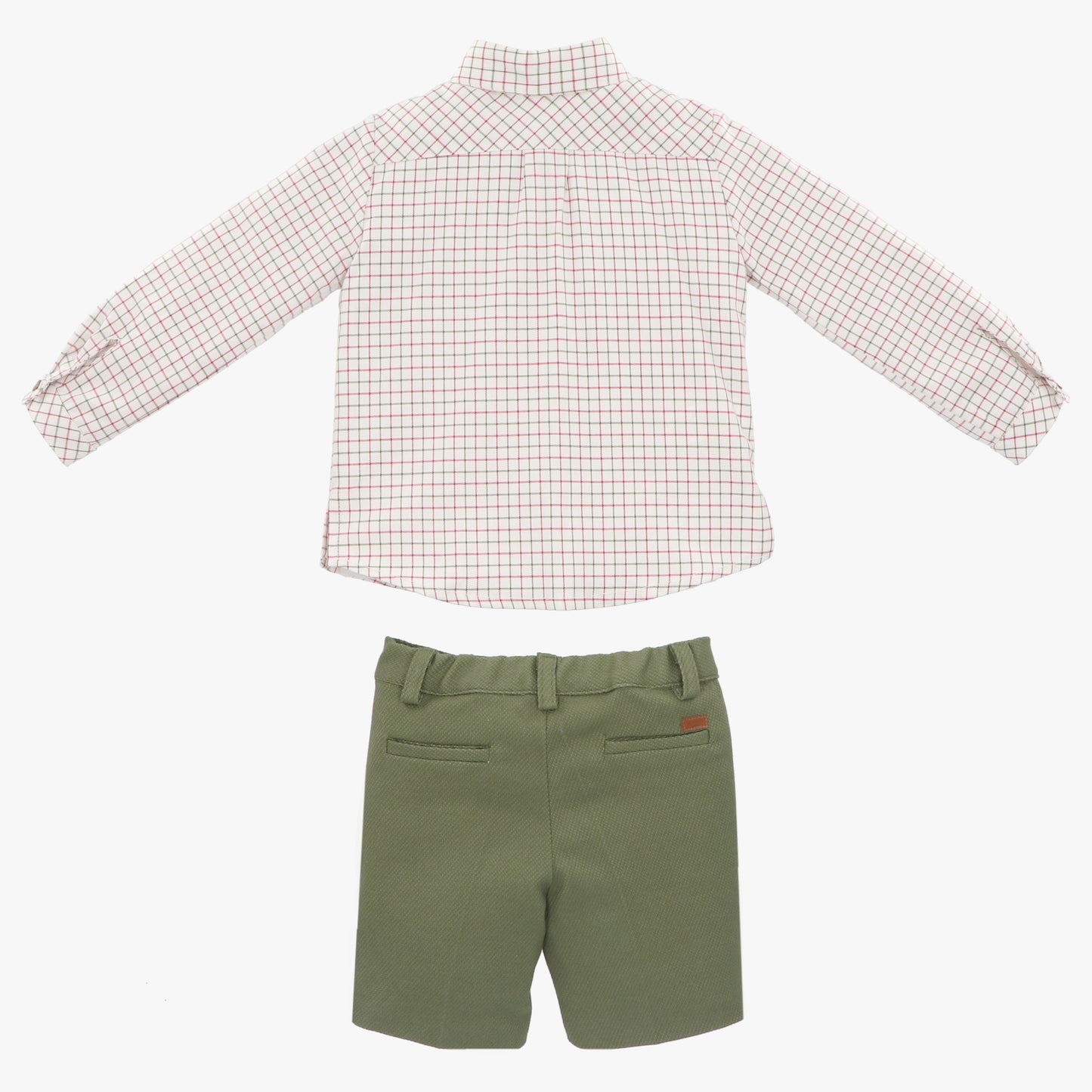 Conjunto Bermuda Verde Oliva y Camisa De Cuadro Manga Larga