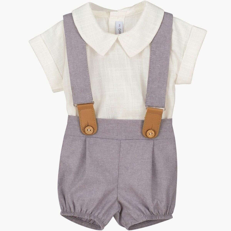 Conjunto Tirantes Gris con Camisa Blanca