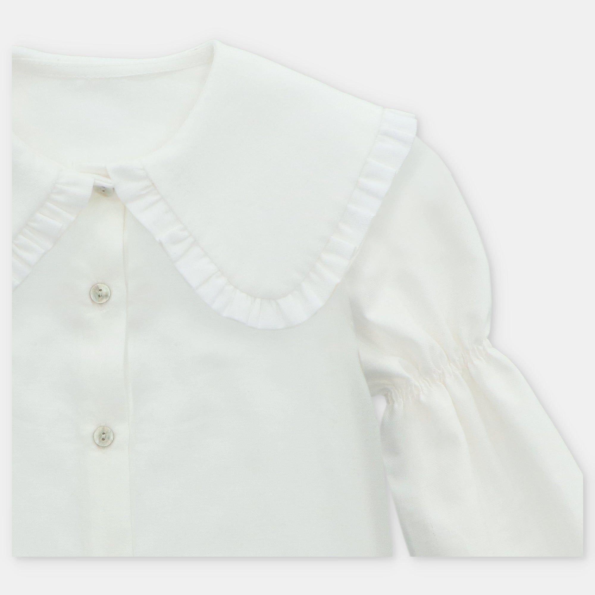 Camisa Blanca Maxi Cuello con Mangas Abullonadas