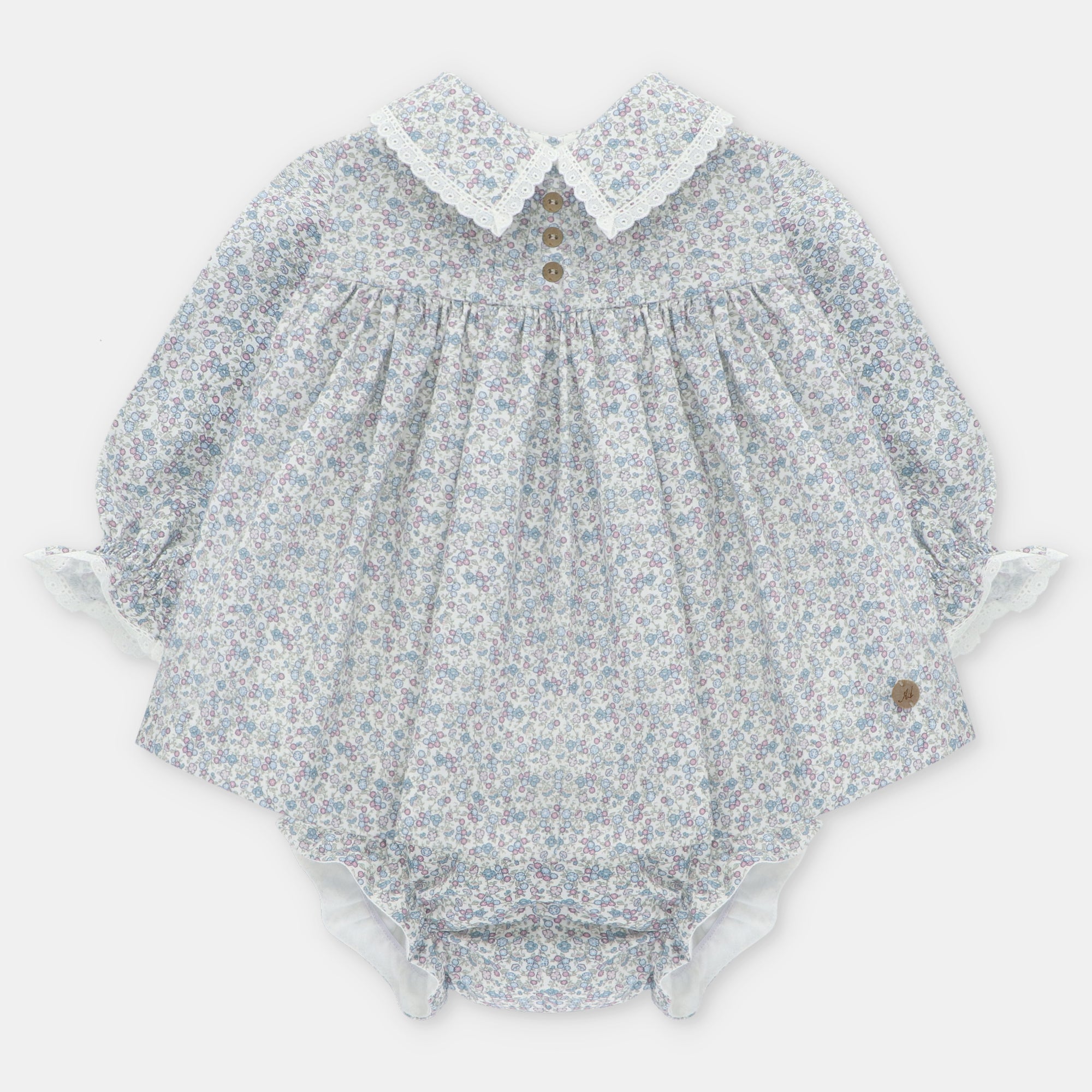 Jesusito Microestampado de Flores con Detalles de Blonda en Cuello y Manga Acampanadas Costwold