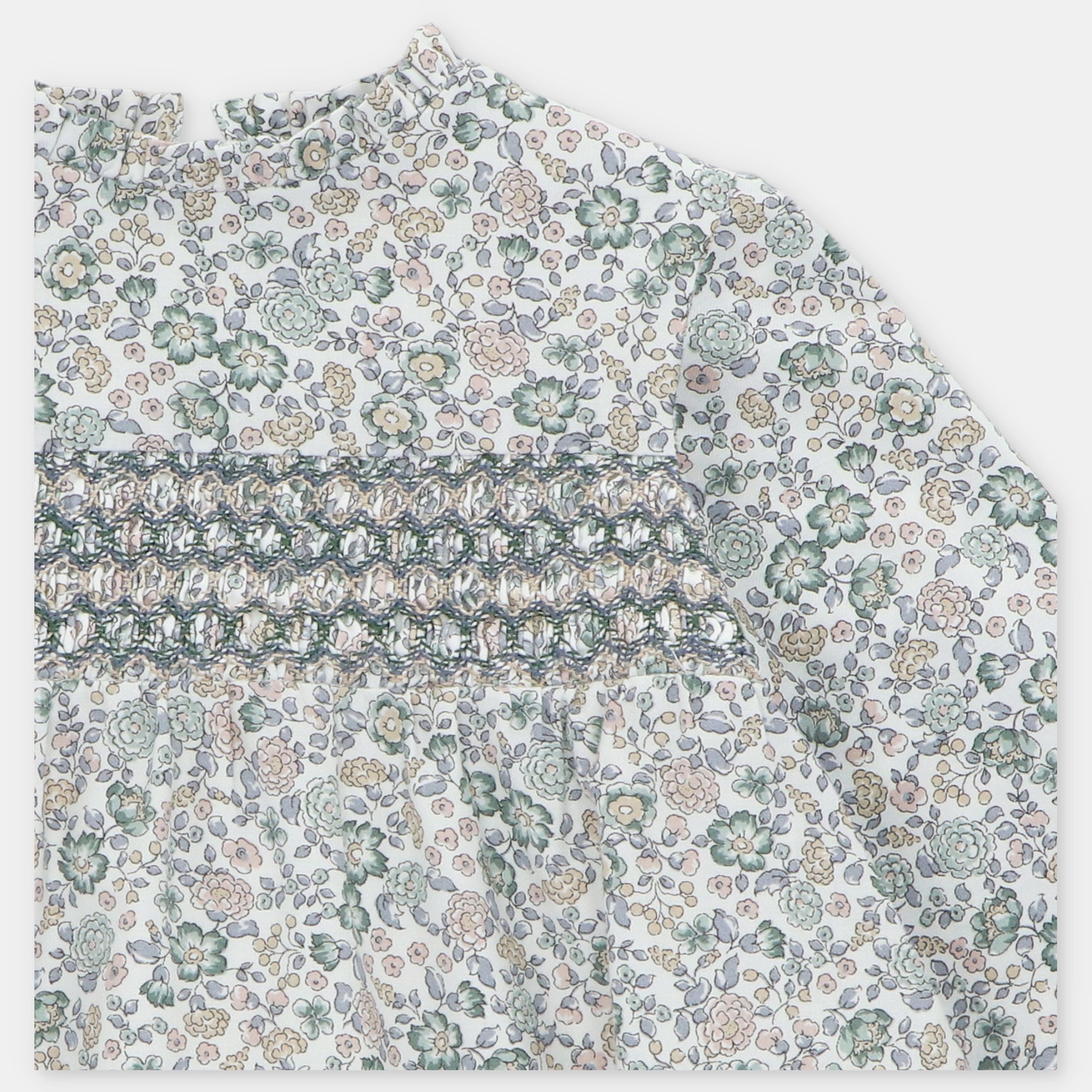 Vestido Flores con Nido de Abeja Cuello Alto Brighton