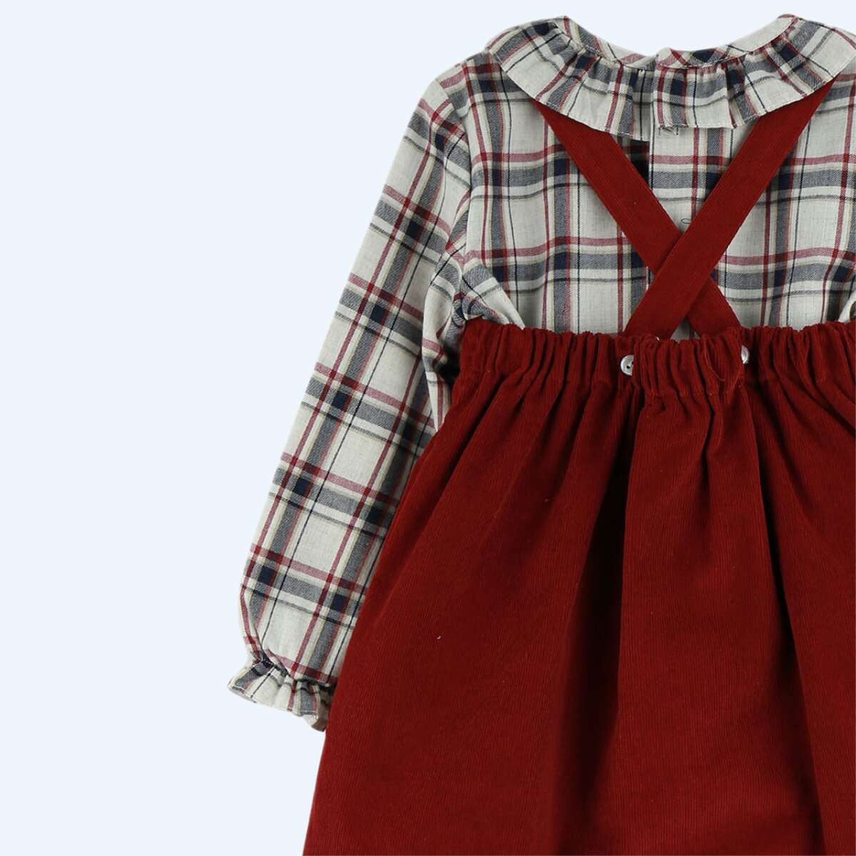 Conjunto de Vestido Granate con Camisa de Cuadros Cuello Batista
