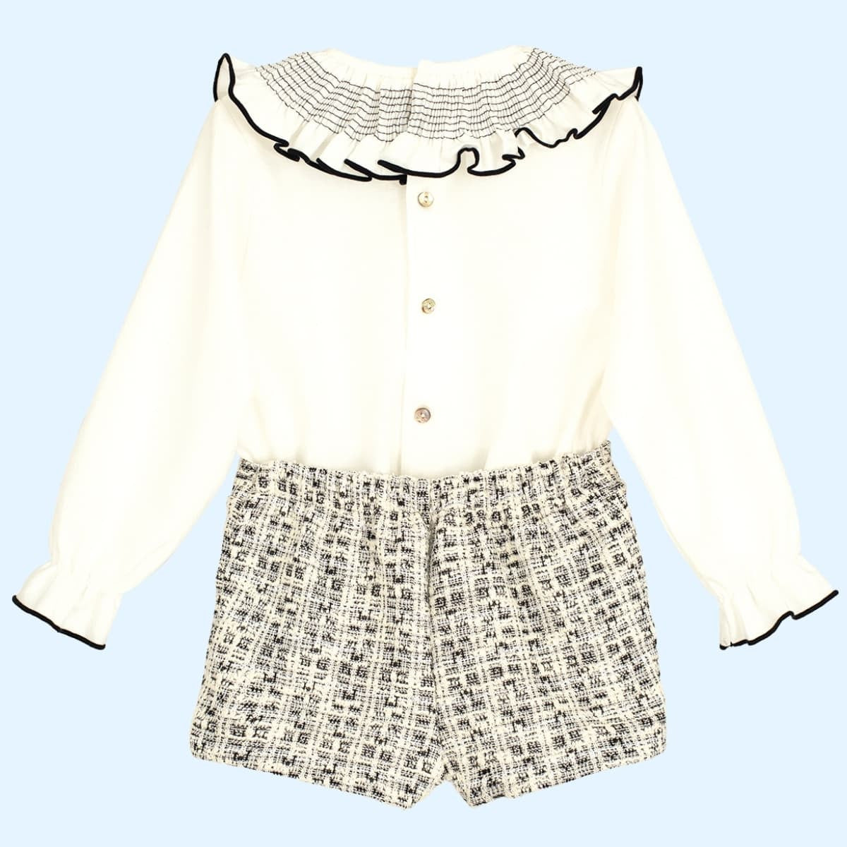 Conjunto Falda Short y Blusa Cuello Oversized con Negro