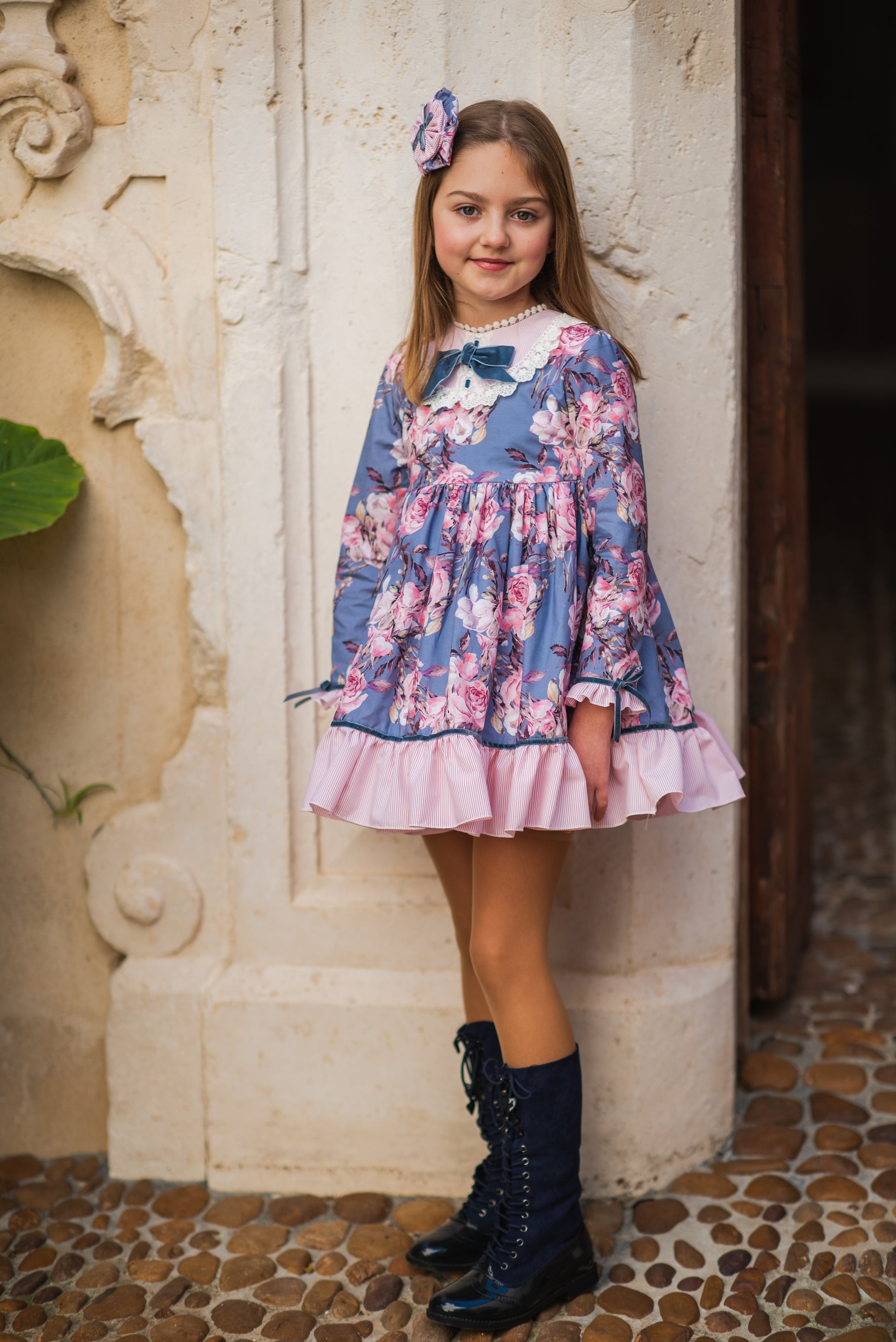 Vestido Talle Alto Estampado Flores Rosa y Gris