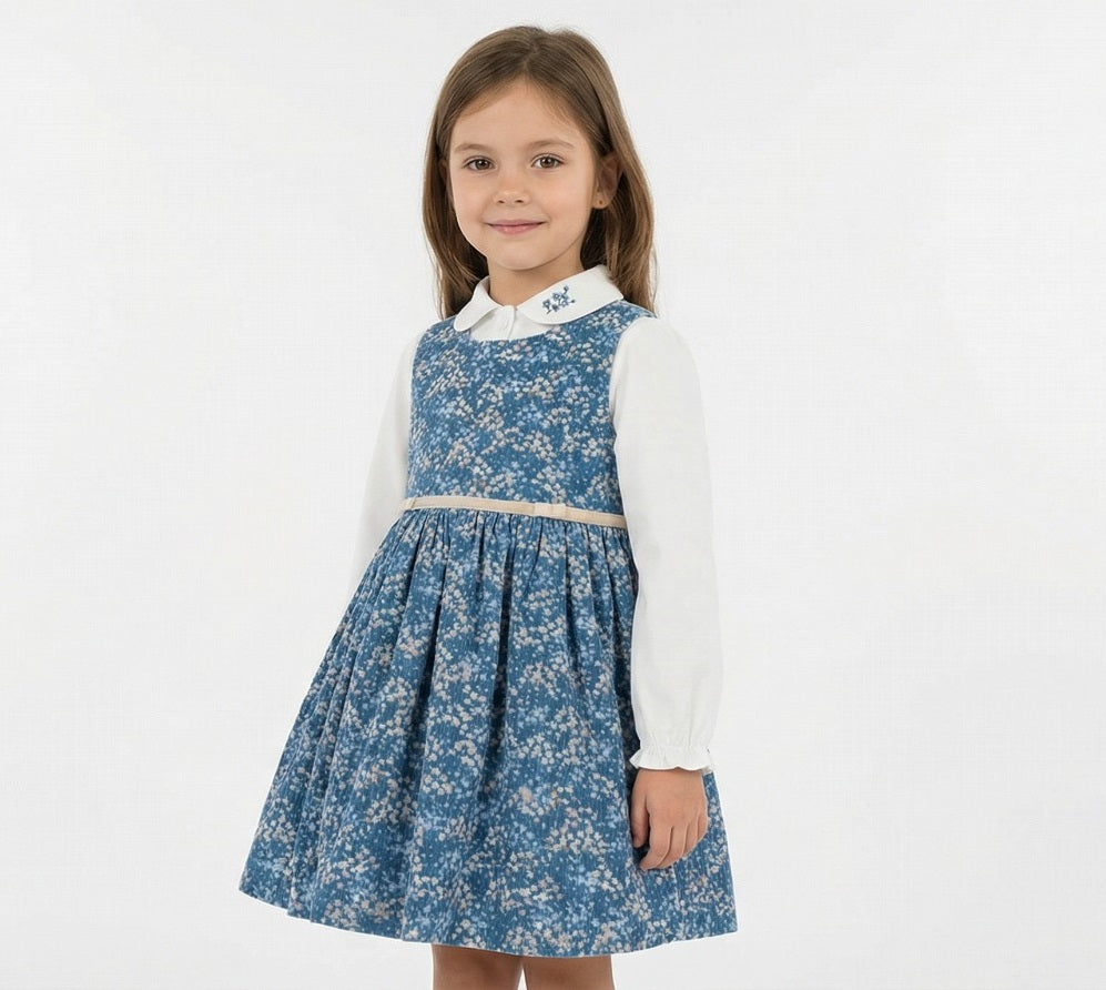 Vestido Pichi de Pana con Estampado de Flores y Camisa con Flores Bordadas