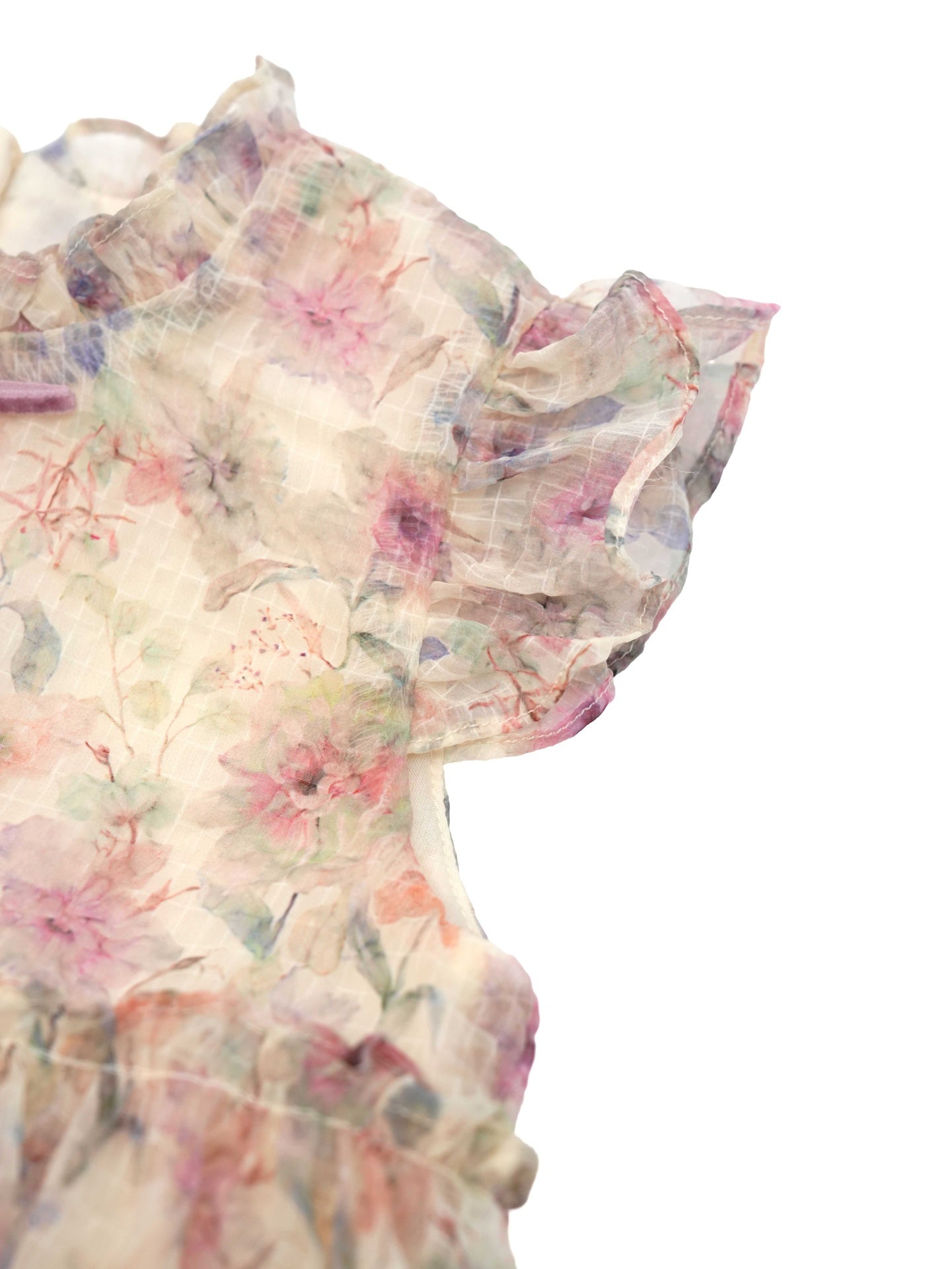 Vestido Estampado Floral Rosa con Capas y Lazo en Terciopelo