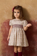 Vestido con Flores Granate Nido de Abeja y Cuello Peter Pan