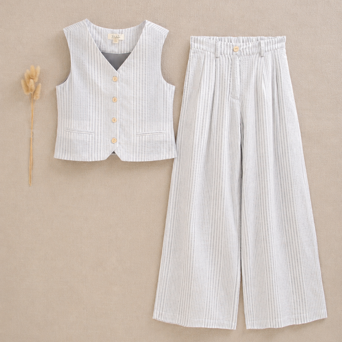 Conjunto de Chaleco en Lino de Rayas Grises