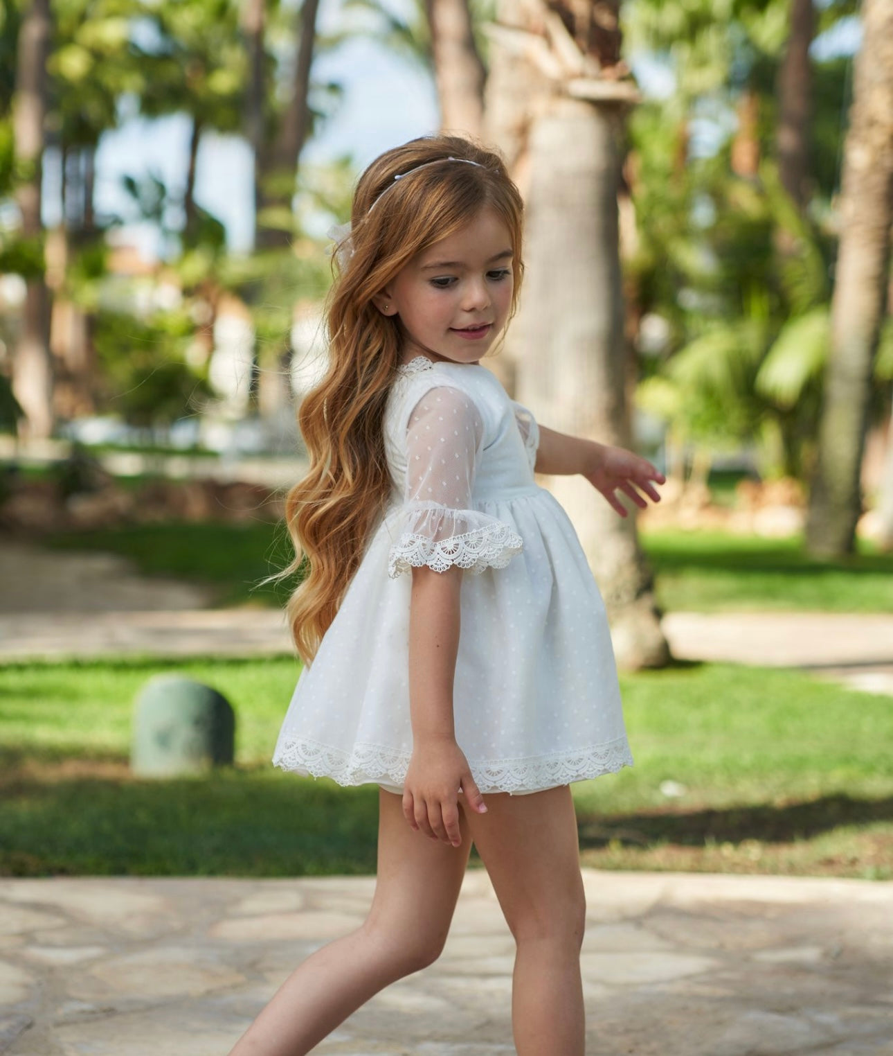 Jesusito Ceremonia Blanco con Detalles en Tul y Braga a Juego