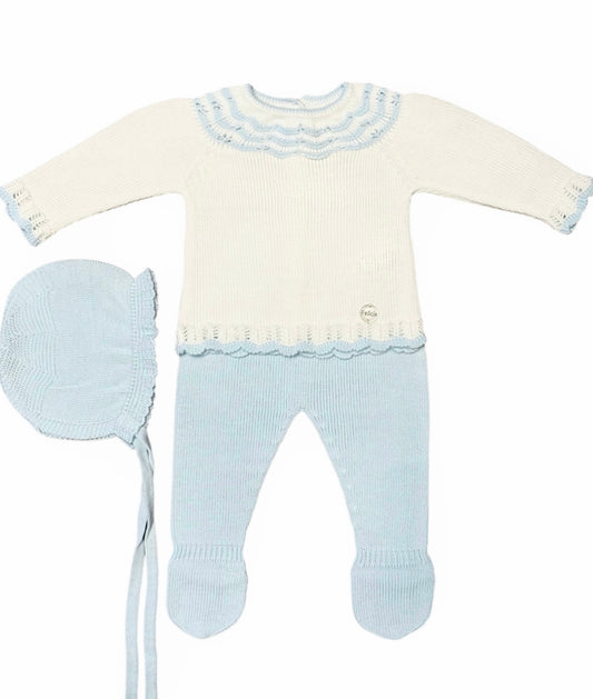 Conjunto Perle Blanco con Detalles en Celeste y Capota a Juego