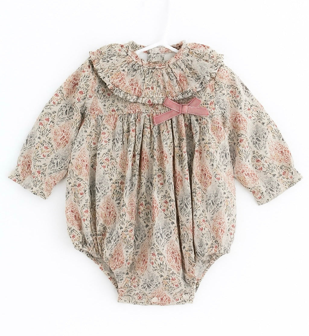 Pelele Catania con Estampado Floral y Lazo en Terciopelo