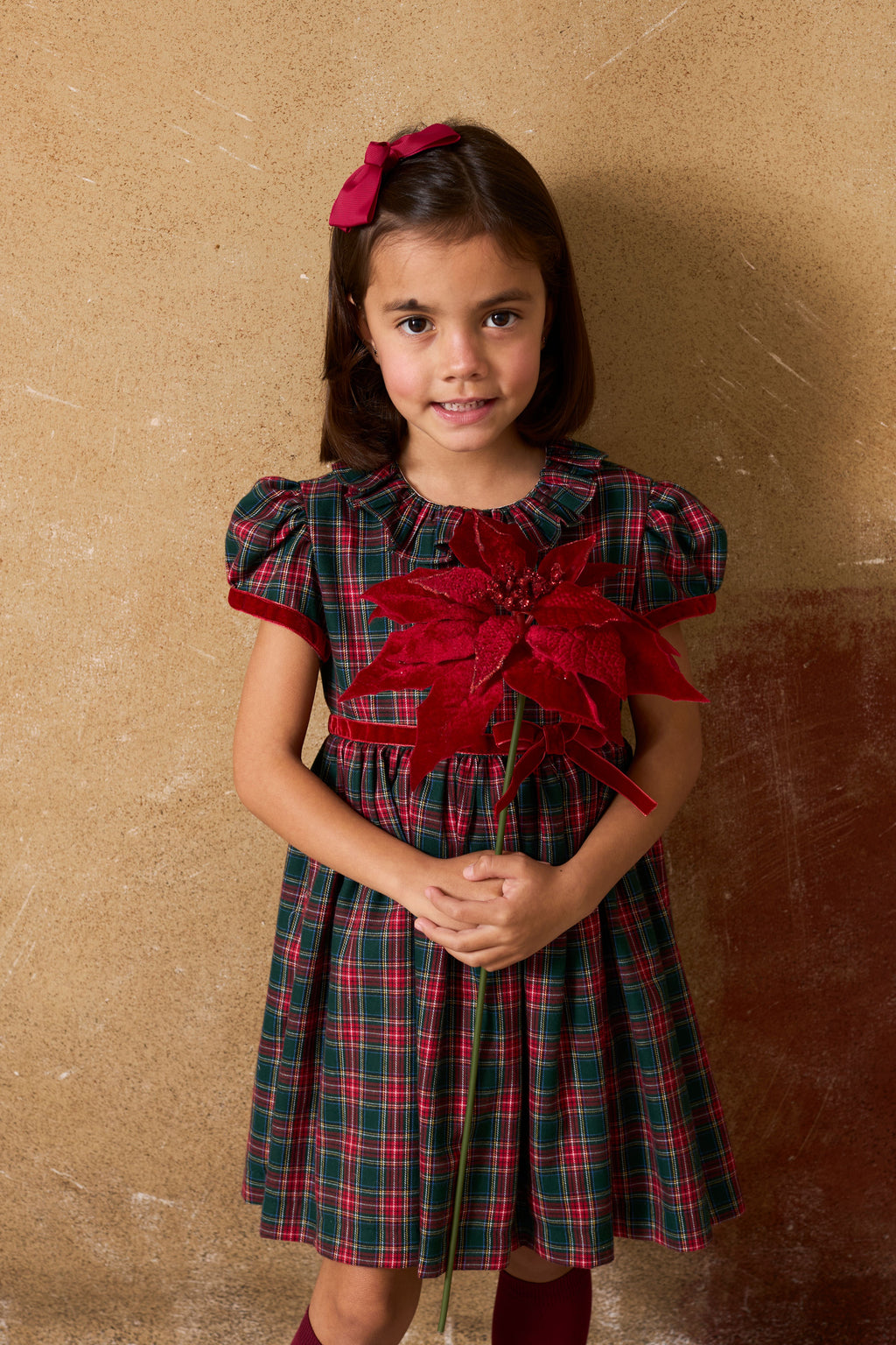 Vestido Clasico Tartan con Detalles en Terciopelo Rojo