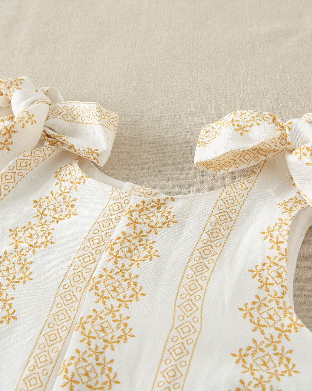 Jumpsuit Blanco Estampados con Tirantes
