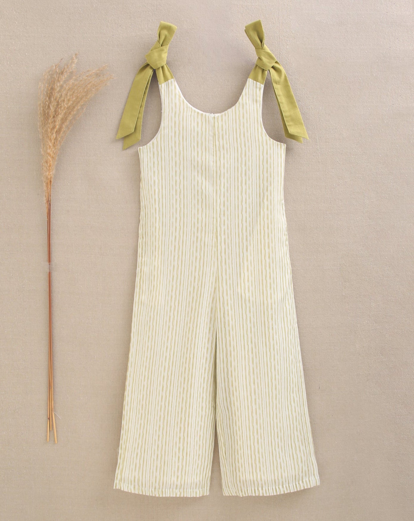 Jumpsuit Rayas Pistacho con Tirantes