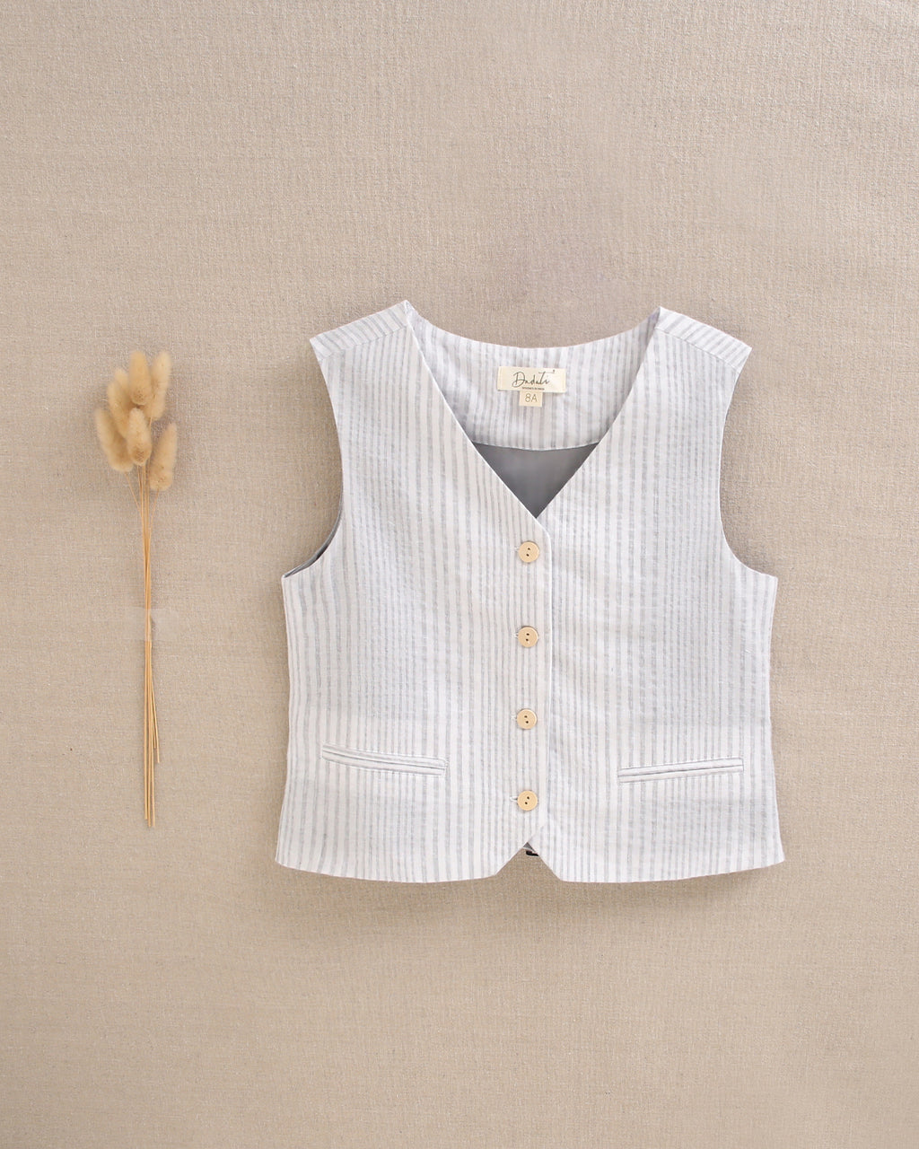 Conjunto de Chaleco en Lino de Rayas Grises