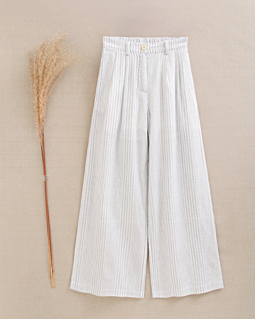 Conjunto de Chaleco en Lino de Rayas Grises