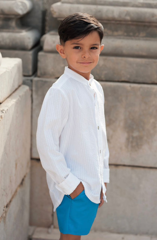 Conjunto de Camisa Blanca Rayada y Bermuda Azulino