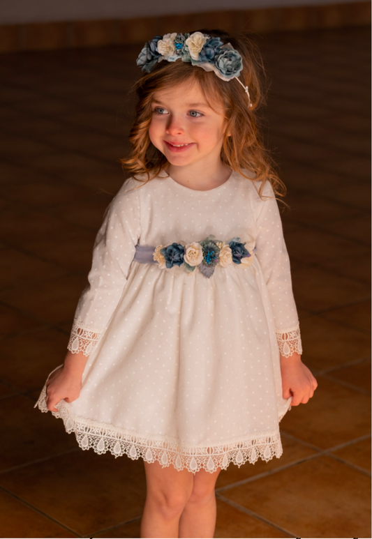 Vestido Ceremonia de Plumeti con Fajon de Flores Azul Empolvado