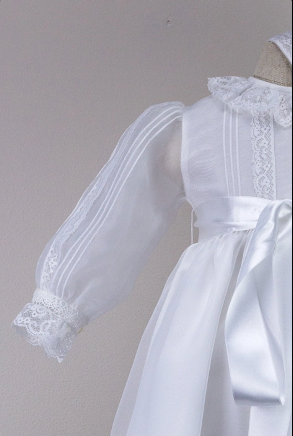 Faldellín Bautizo Blanco