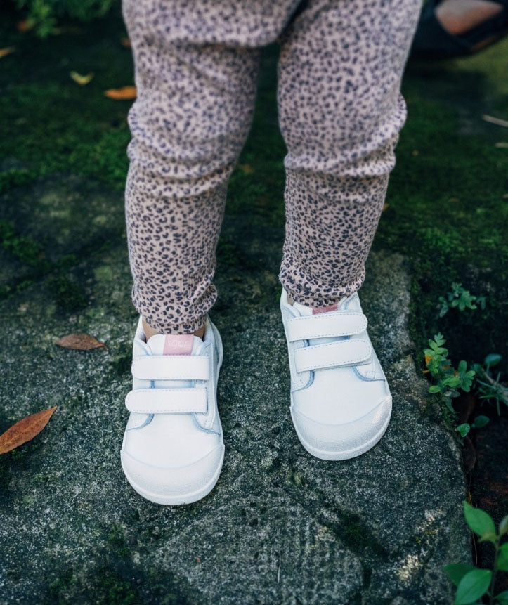 Tennis de Piel Barefoot Blancos con Rosa