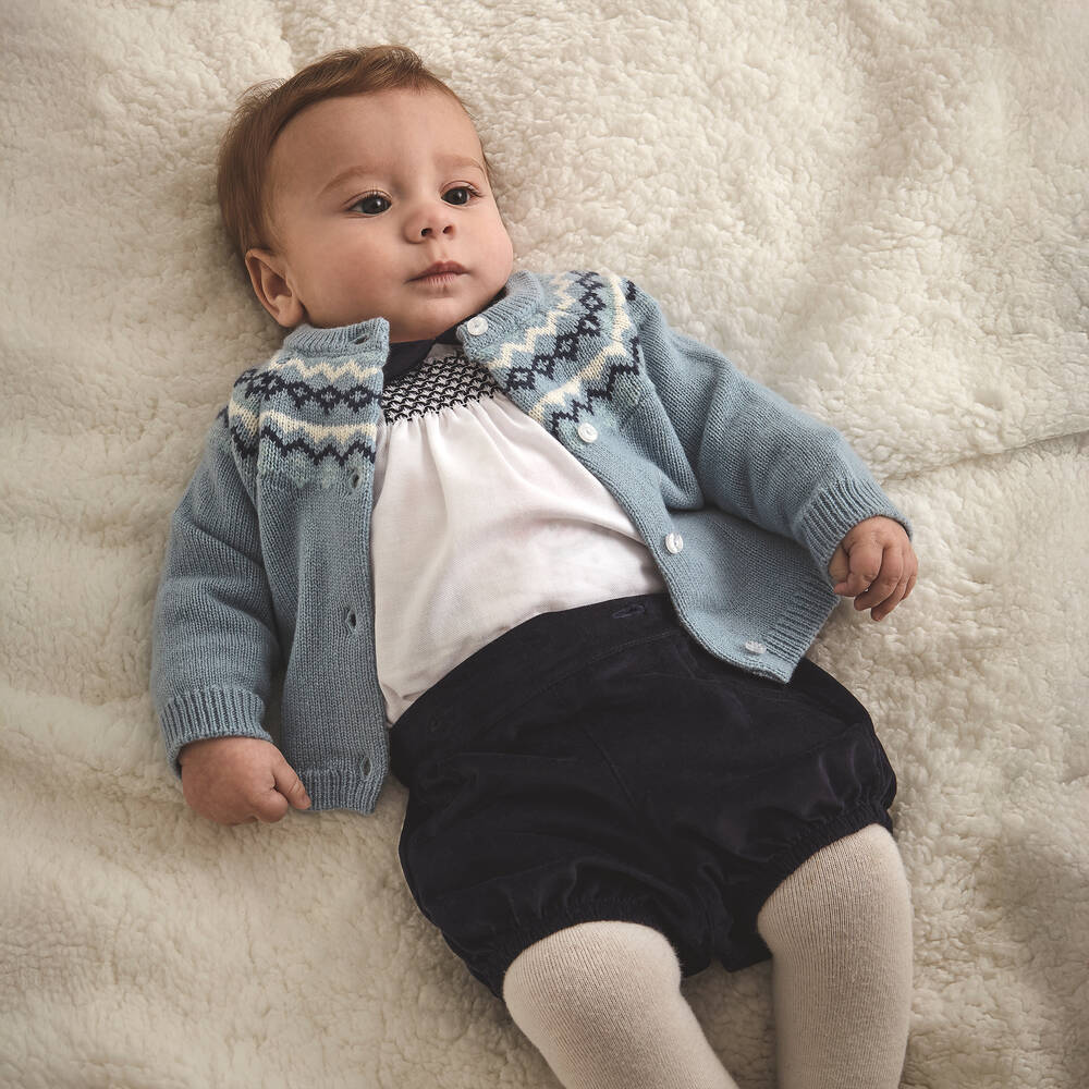 Conjunto Tirantes Velvet Marino con Nido de Abeja en Camisa Abeto